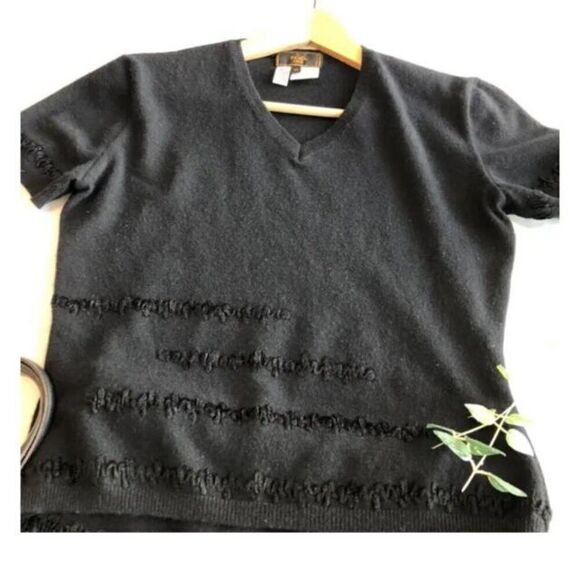 Fendi Black Wool-Cashmere Skirt and Sweater Set - Size 42 - Picture 3 of 7